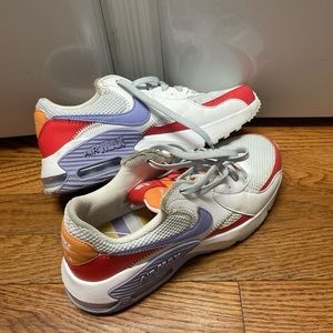 US Women’s 6.5 Nike Air Max. Great condition. Colorful